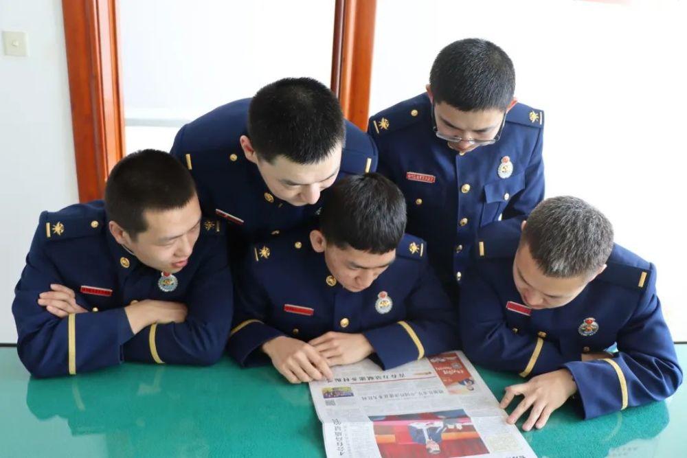 互联网信息审核员怎么考证书？考取流程及就业方向